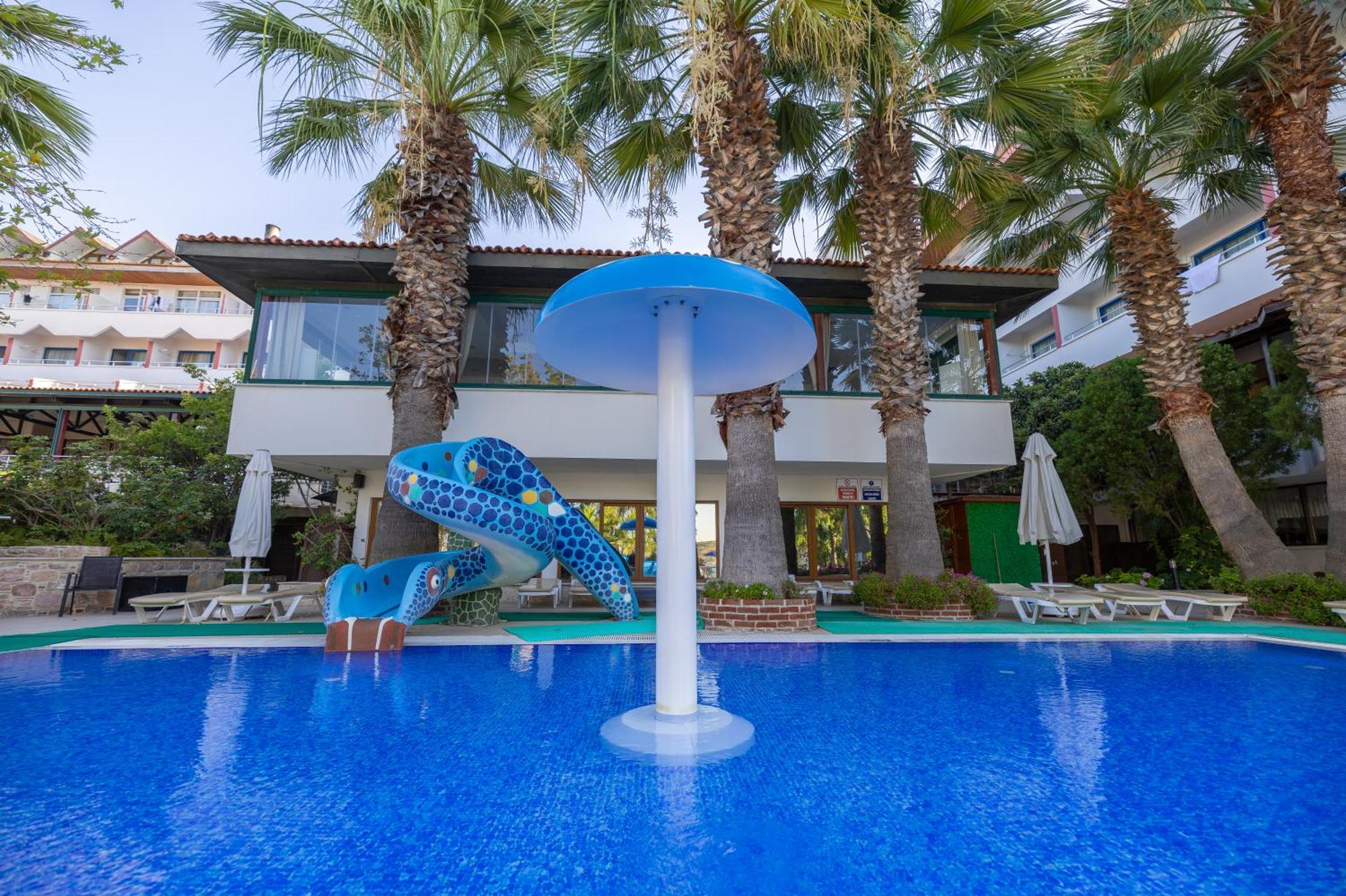 Ayvalı Halic Park Hotel מראה חיצוני תמונה