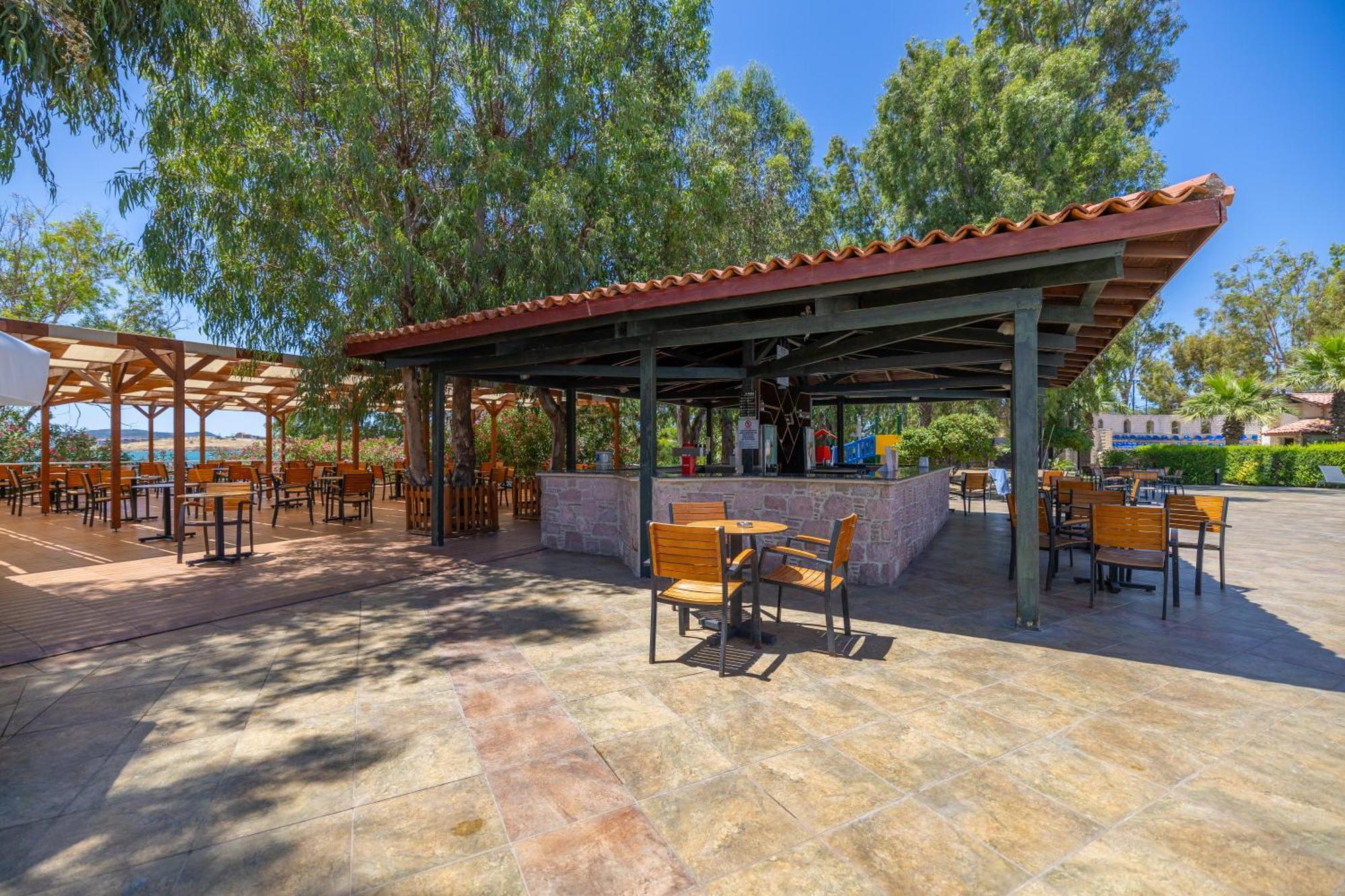 Ayvalı Halic Park Hotel מראה חיצוני תמונה