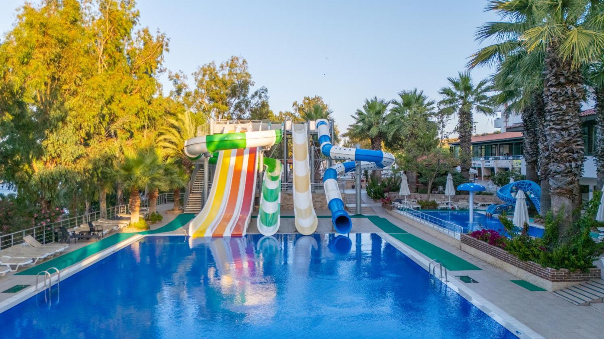Ayvalı Halic Park Hotel מראה חיצוני תמונה